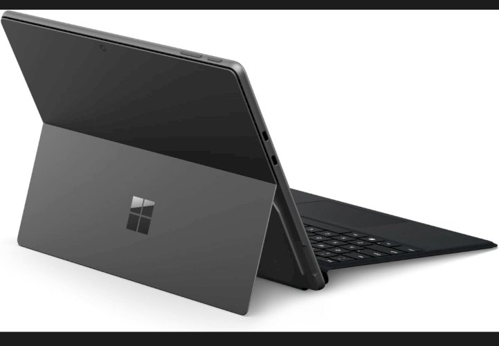 Get 1 year free internet or 1 year Netflix on purchasingvMicrosoft New Surface Pro9 13 Inch (33.03 cm) Intel Evo 12 Gen i5 / 8GB / 256GB Graphite with Windows 11 Home, Wi-Fi,